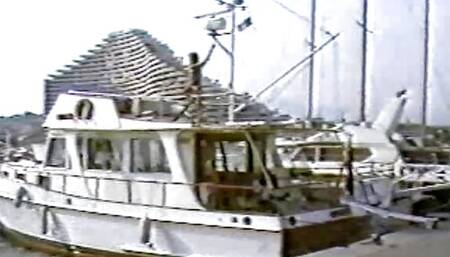 The Love Yacht (Eva Kleber, Christian Louis, Monique Guru, Christine Chavert, Maxime Melakite, Pascal Bottin)