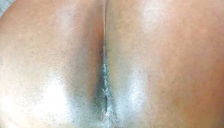 OMG! IM GOING TO EAT AND FUCK THIS FAT BOOTY FOR HOURS