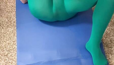 DJennerXX - Work out in green pantyhose & cumming on them