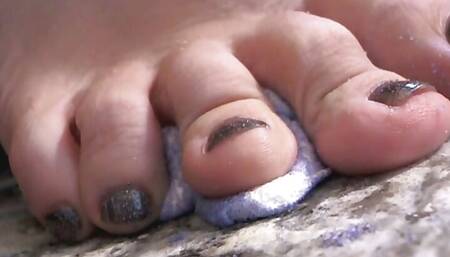Food Crush, Crush Fetish, Foot Fetish, Long Toes, Foot Slave
