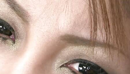 Juicy Japanese pussy on display in HD porn video