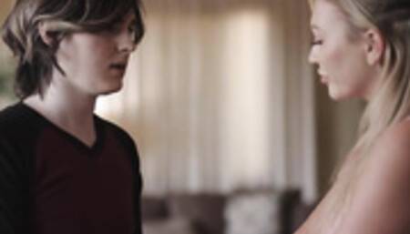 Blonde babes sucks ts Ella Hollywood