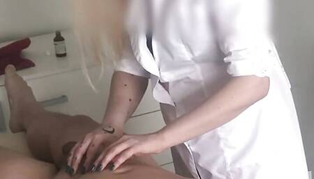 masseuse gives a relaxing body and cock massage with orgasm control