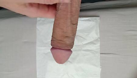Cumming on s napkin