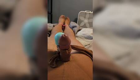 Cumming in Pantyhose with Vibrator