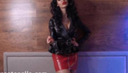 Mistress Antonella is amazing in latex
