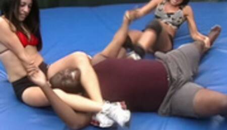 Onyx and Firecracker vs Darrius FULL 960WMV