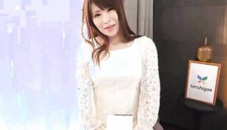 Nanami Asada is a Japanese older cheating housewife in our bed today