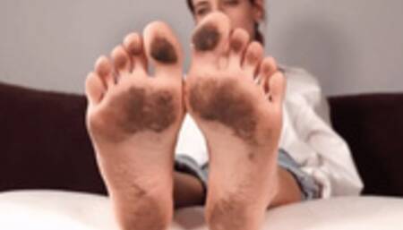 Lick My Dirty Petite Feet - HD MP4
