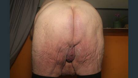 this is for the people that love to suck on small balls