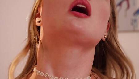 Amber Moore is the kind of girl that knows how to take down a BBC THUNDERCOCK