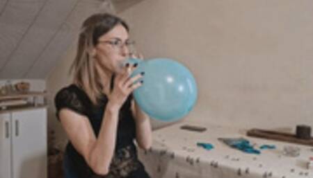Smoky balloons