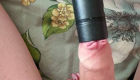 quick cock sucking with a vacuum cleaner of a young femboy for friends