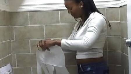 Various Artist - To Pee Or Not To Pee