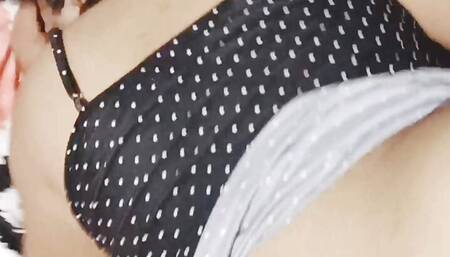 Sexy and chubby wife un doggystile