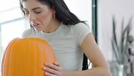 Free Use For Halloween - S27:E1