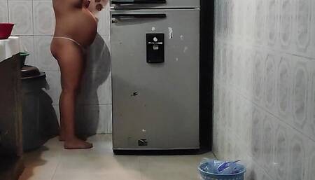 My pregnant stepmother in the kitchen