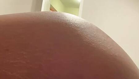 Peekaboo pussy before bed
