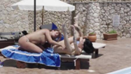 Julia North and Jordan Perry - Eating Each Others Pussy At The Poolside (Massage - 0) (30.09.2022)
