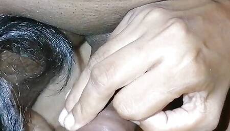 Sri Lankan famous Actress Blow dick her husband friend in hotel