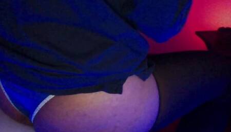KellyCD666 Crossdresser on webcam sharing her big Ass!