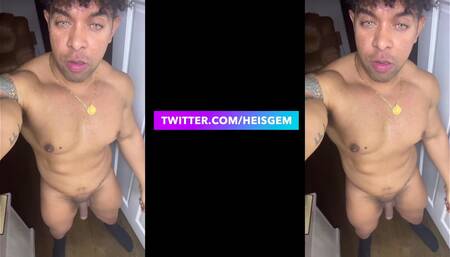 Quick Muscle body peek after gym pump