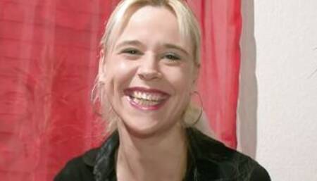 Petite blonde Old with tiny melons during an amateur Solo Casting