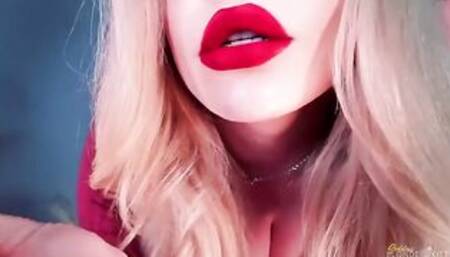 Goddess Blonde Kitty – Mommys Lip Loser