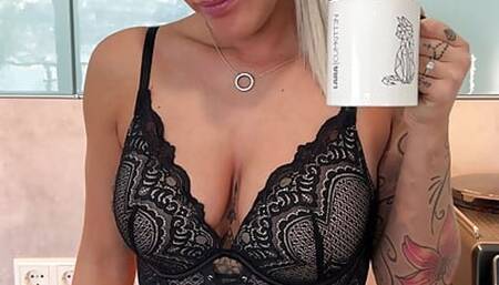 KITTY CUP COFFEE MUG