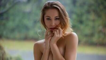 Sexy small tits MILF Diana Lark is a pure beauty so she posed totally naked