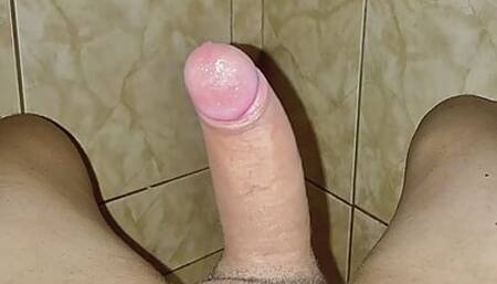 Young man masturbates to give huge cum all over his belly