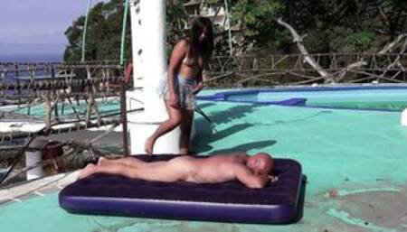 Sexual Hispanic Bombshell fucks anal by the Pool with a German Tourist