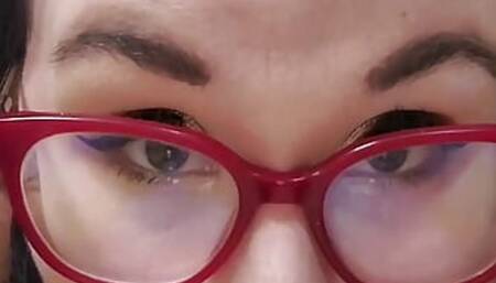 BBW Giving Sloppy BJ to Thrusting Dildo