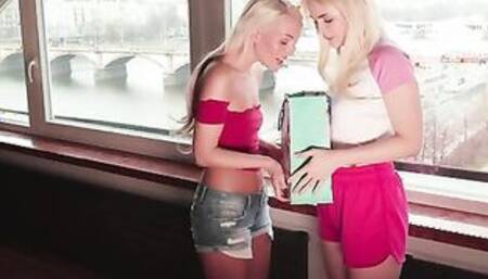 The Gift That Keeps Giving - S7:E5