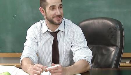 David Roy has the hots for teacher Dean Monroe - MEN