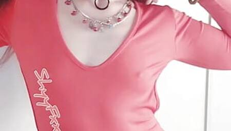 ShyyFxx Argentinian redhead posing sexy as a devil