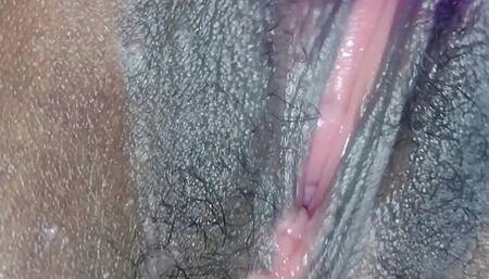 ELZAMI MASTURBATED ALL ALONE WITH A TOY VIBRATOR