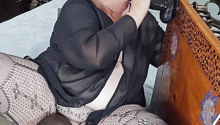 Big ass thick girl masturbating fat pussy with BBC sex toy