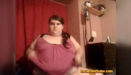 BBW likes her hair brush