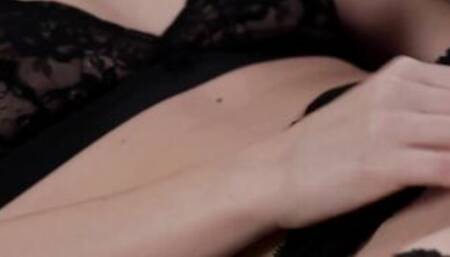 Lesbea goddess Latina Maria Wars romantic lesbian sex with slender Czech blonde Lucky Bee