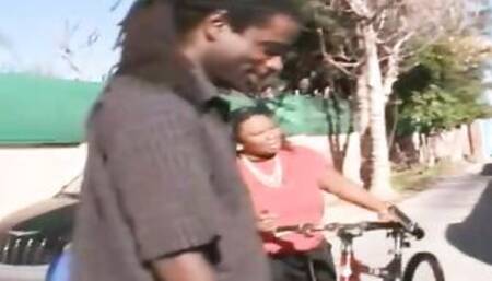 TIPPIN THA SCALES - Ms Lottittes Thot two