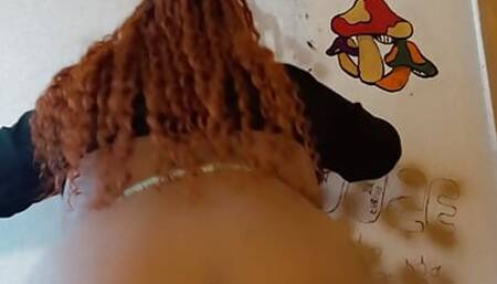 Thick Young Ebony making her pussy clap and squirt