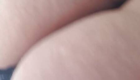 Booty wiggle
