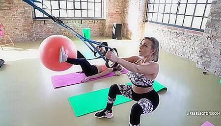 Cherry Kiss, Josephine Jackson, Diane Chrystall Gym Orgy [part 1/2 P1