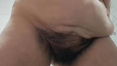 Hairy Pussy Mommy seduces Best friend of stepson