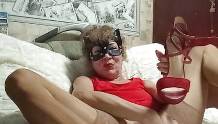milf slut masturbates with shoes and squirts