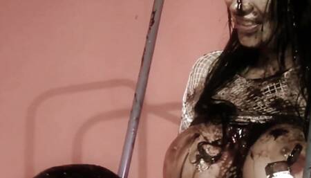 Big Boobed Brunette Jodi James Gets Covered In Chocolate To Suck And Fuck