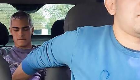 Cute Blonde Boy Edipo Rey Strokes Horny Driver Leo Blue's Cock In The Taxi Full Movie - Dick Rides