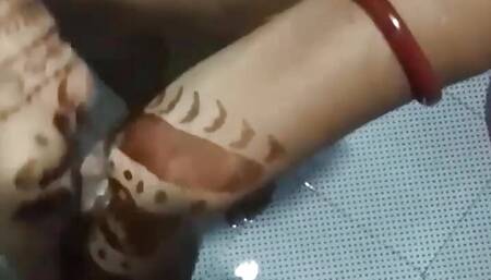 Indian bhabhi pussy too hot to fuck