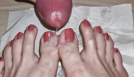 Cum on naked feet